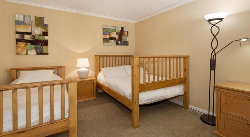 Woodrun 302 | Large W/ Shared Heated Pool & Large Hot Tub
